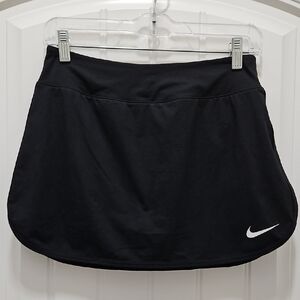 Nike Skort Golf Pickle Ball Tennis Outdoors